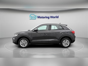 Used Volkswagen T-Roc 2021 for sale - 78495869: Photo
