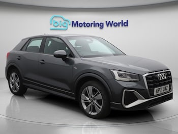 Audi - Q2