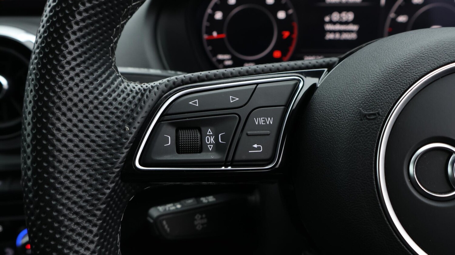 Used Audi Q2 2021 for sale - 76059748: Photo 25