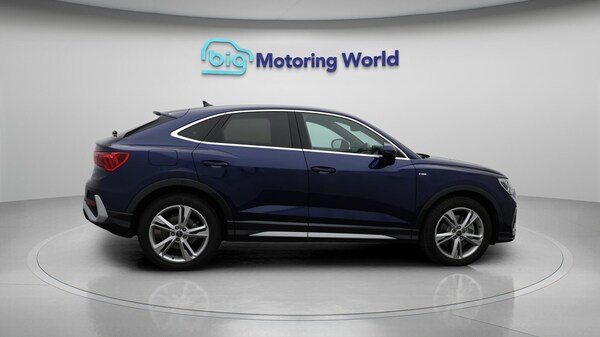Used Audi Q3 2022 for sale - 76294896: Photo 9