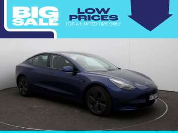(70) - (Dual Motor) Long Range Saloon 4dr Electric Auto 4WDE (346 ps)