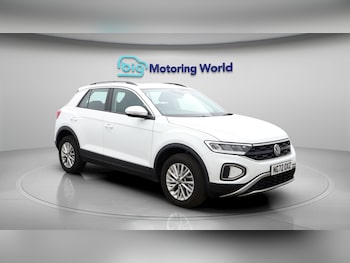 Used Volkswagen T-Roc 2023 for sale - 77749705: Photo