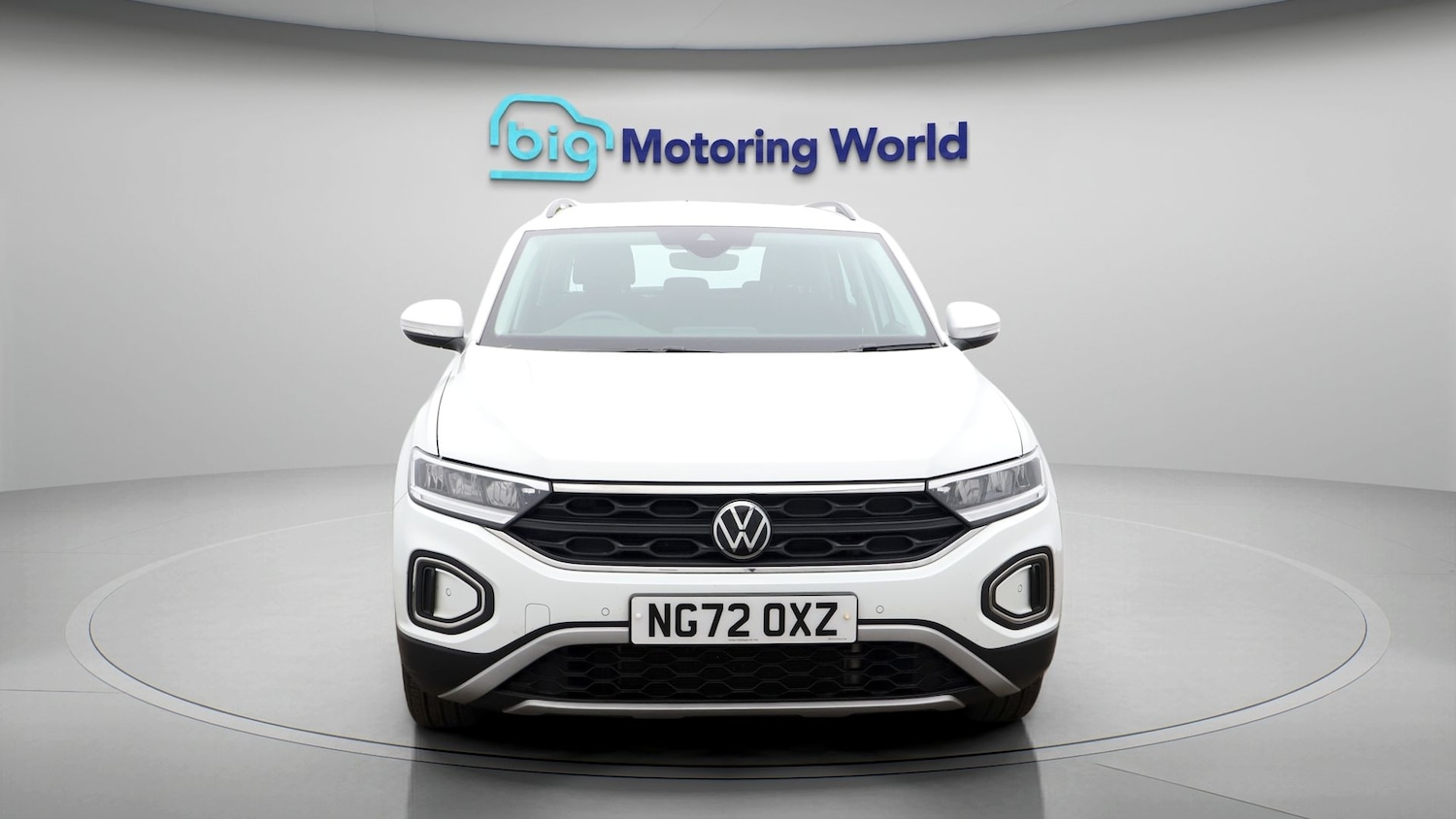 Used Volkswagen T-Roc for sale - 77749705: Photo 2