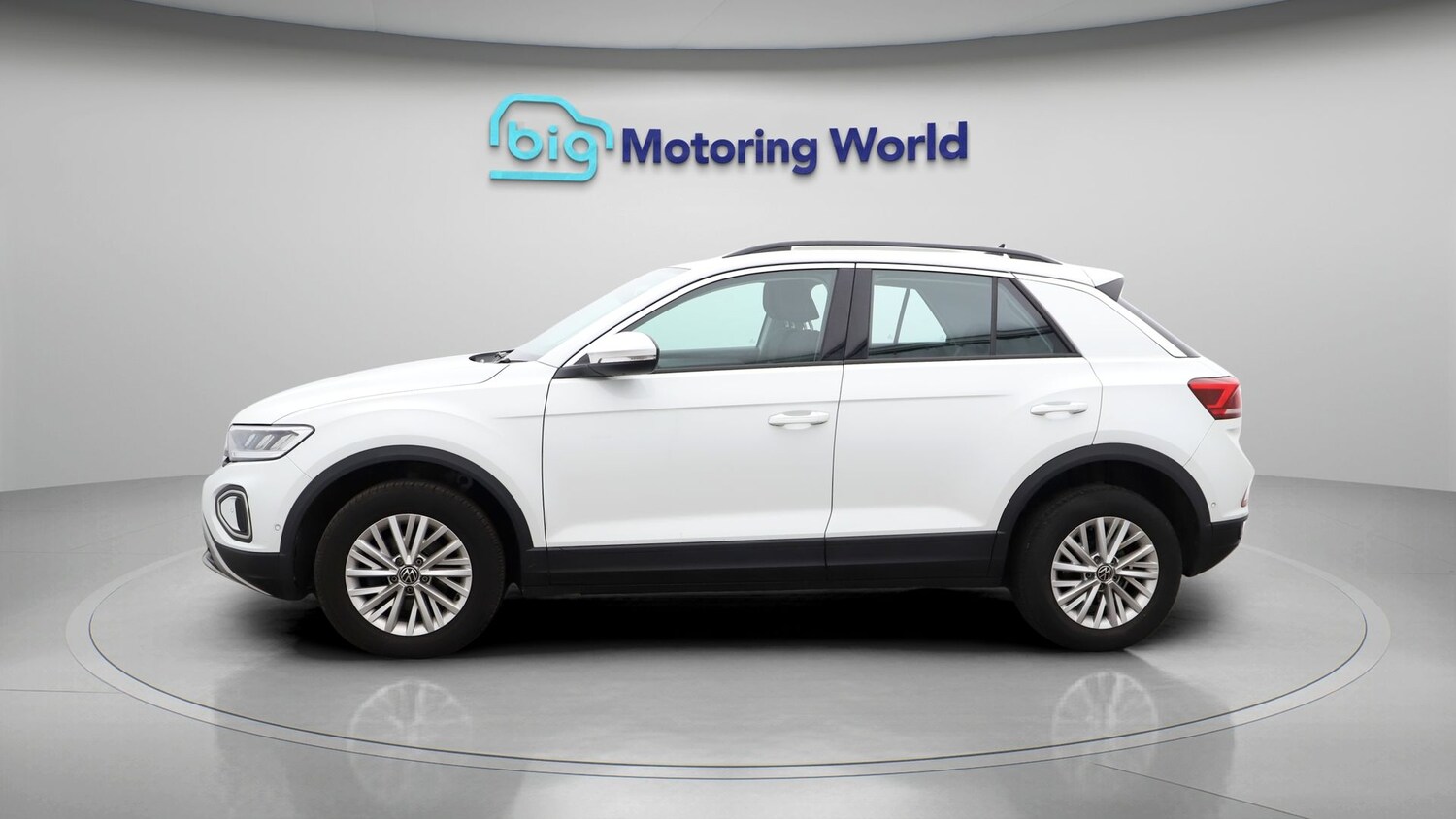Used Volkswagen T-Roc for sale - 77749705: Photo 4