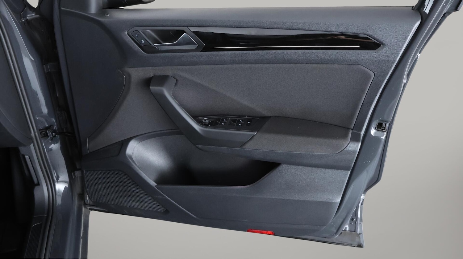 Used Volkswagen T-Roc 2021 for sale - 76423186: Photo 15