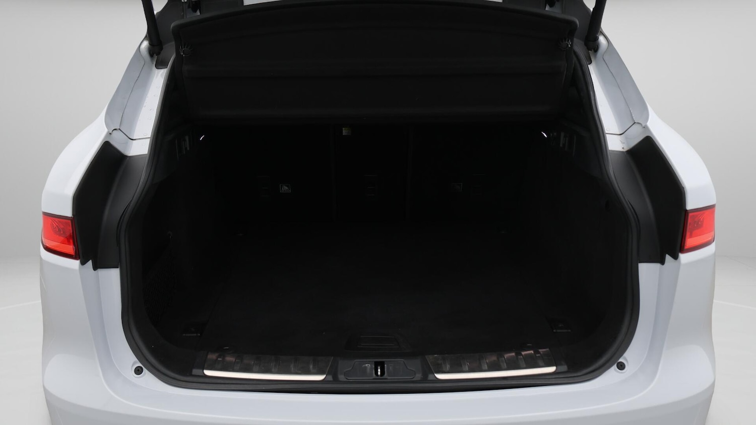 Used Jaguar F-Pace 2020 for sale - 76432673: Photo 18