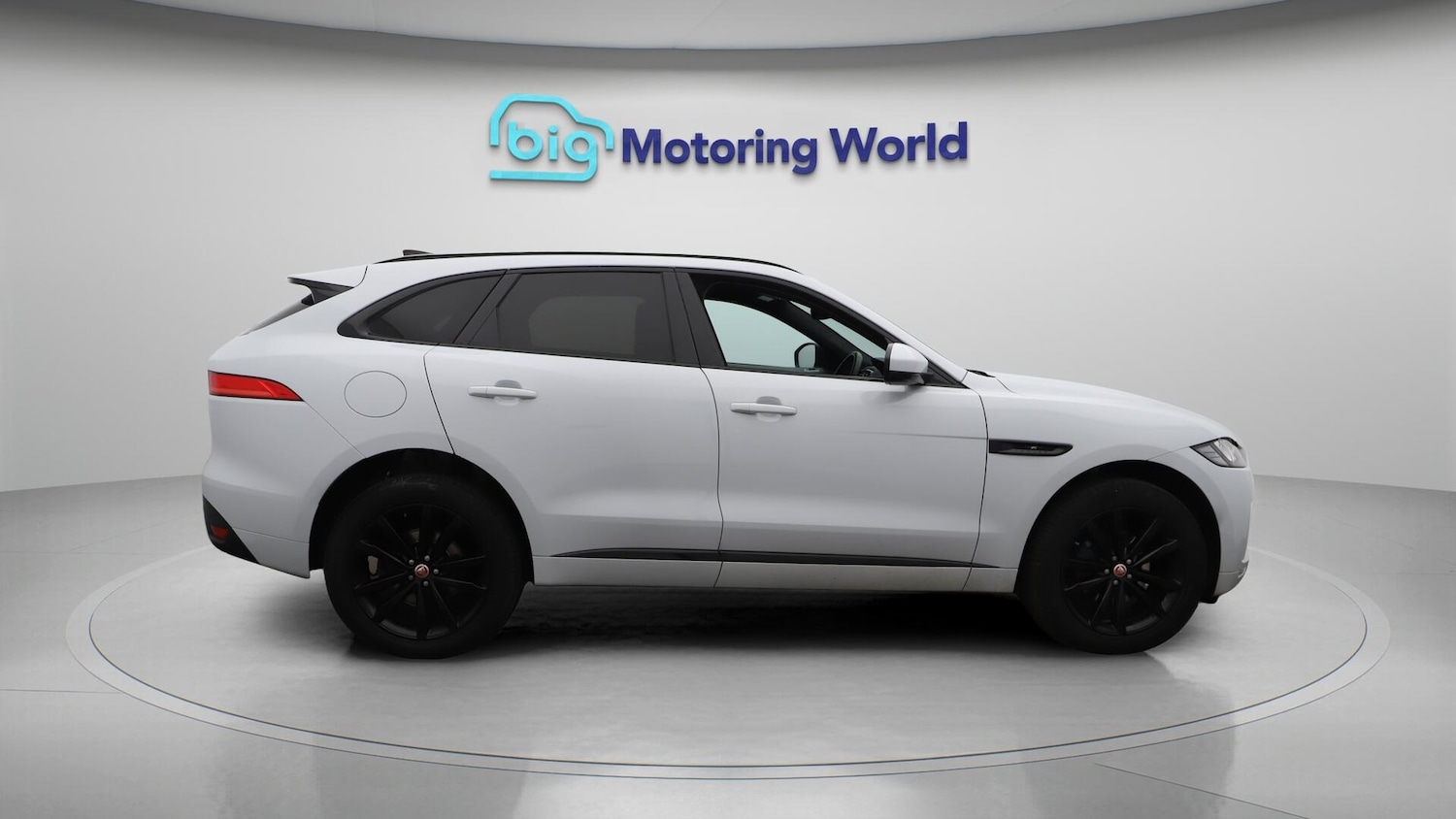 Used Jaguar F-Pace 2020 for sale - 76432673: Photo 9