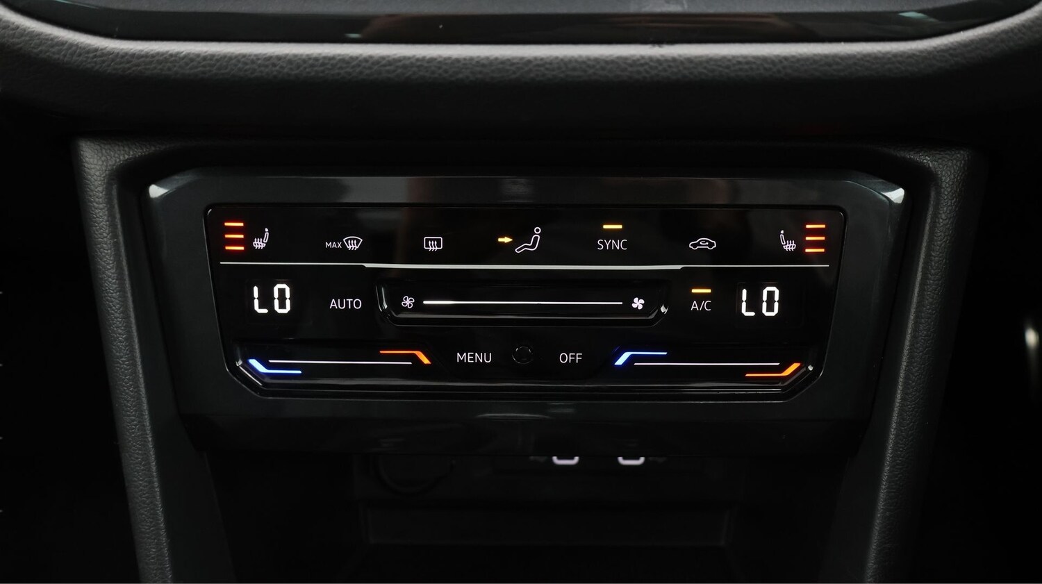 Used Volkswagen Tiguan 2023 for sale - 77873400: Photo 12