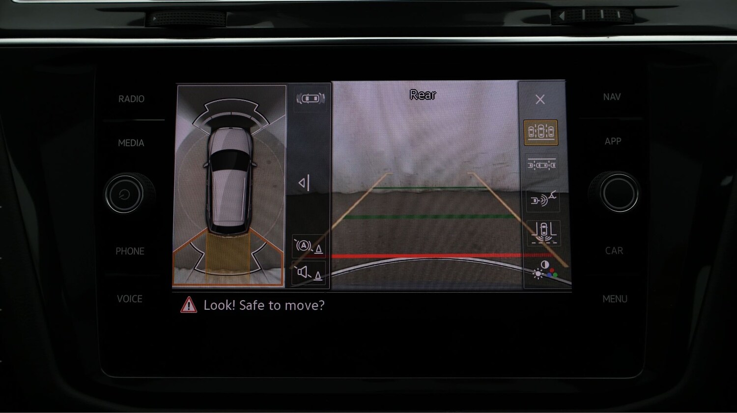 Used Volkswagen Tiguan 2023 for sale - 77873400: Photo 26