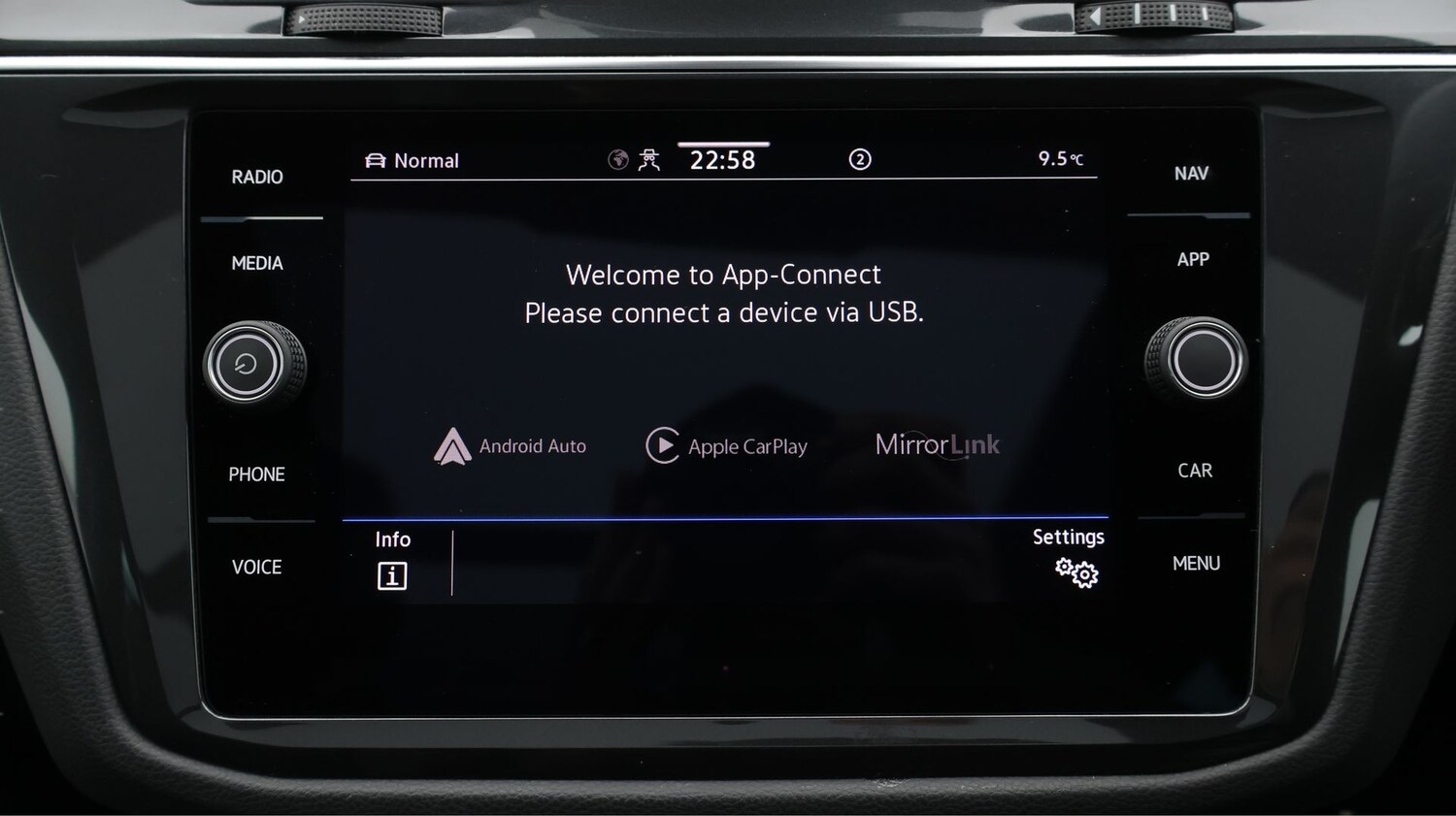 Used Volkswagen Tiguan 2023 for sale - 77873400: Photo 28