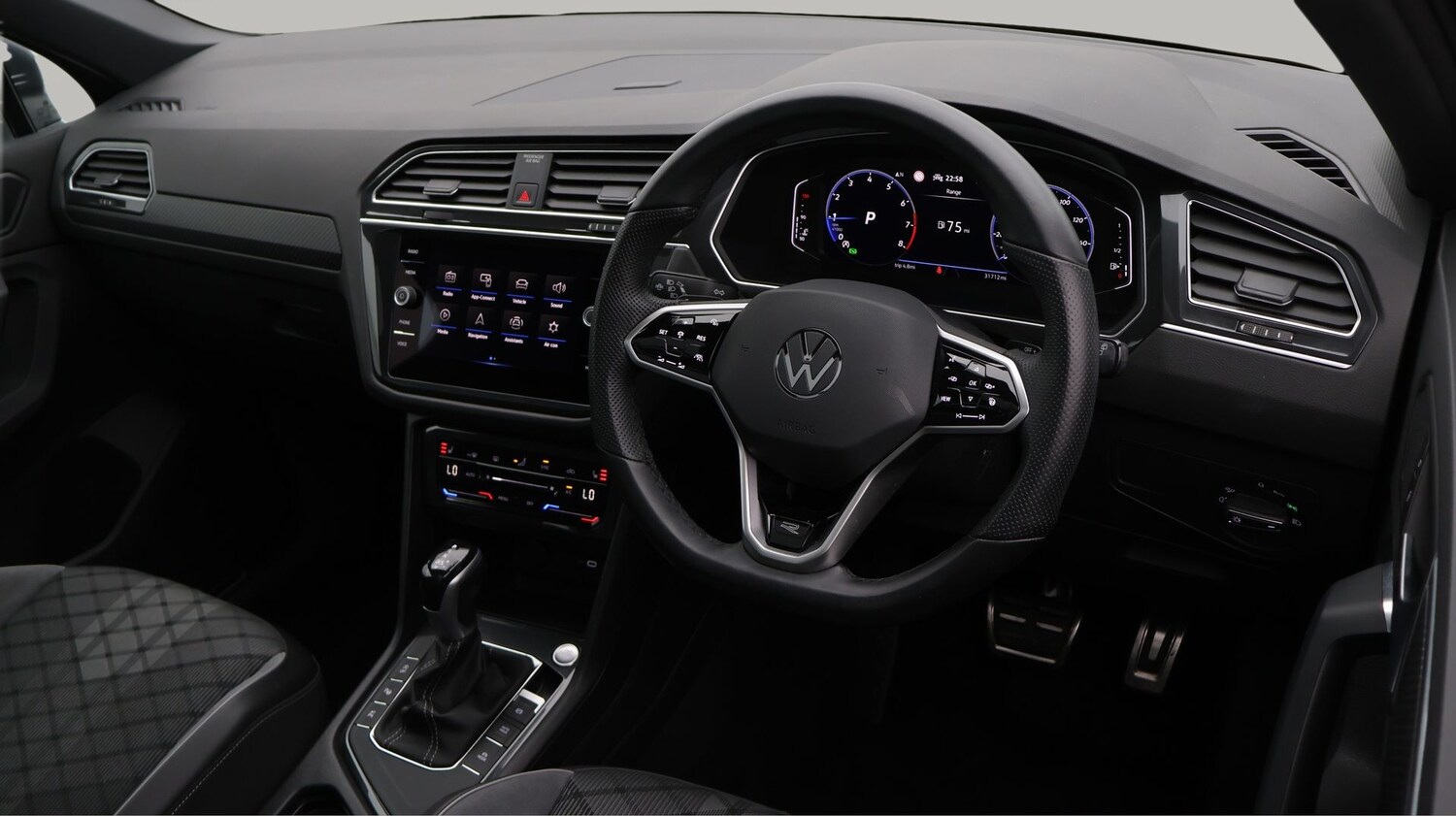 Used Volkswagen Tiguan 2023 for sale - 77873400: Photo 9