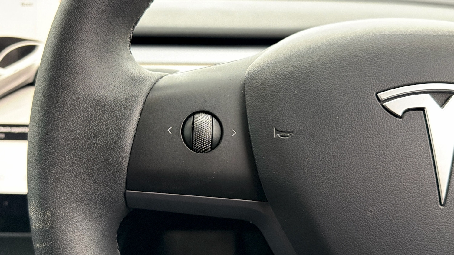 Used Tesla Model Y 2023 for sale - 78176306: Photo 22
