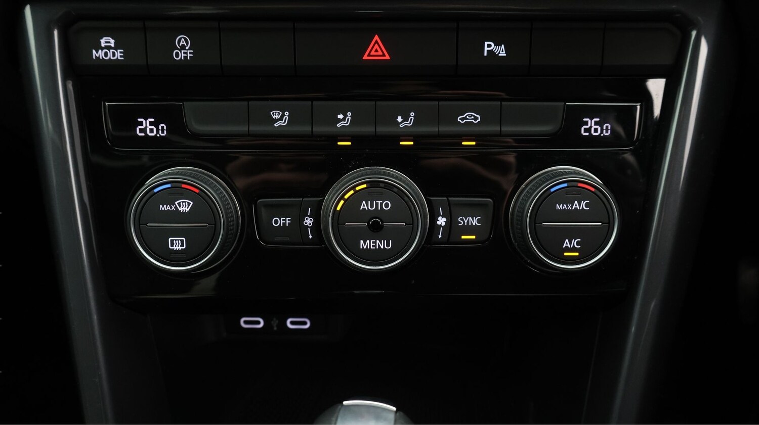 Used Volkswagen T-Roc 2021 for sale - 77541767: Photo 12