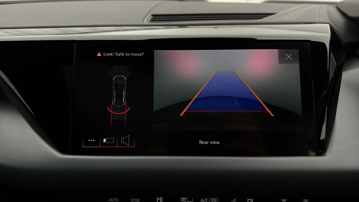 Used Audi e-tron GT 2022 for sale - 77932852: Photo 26