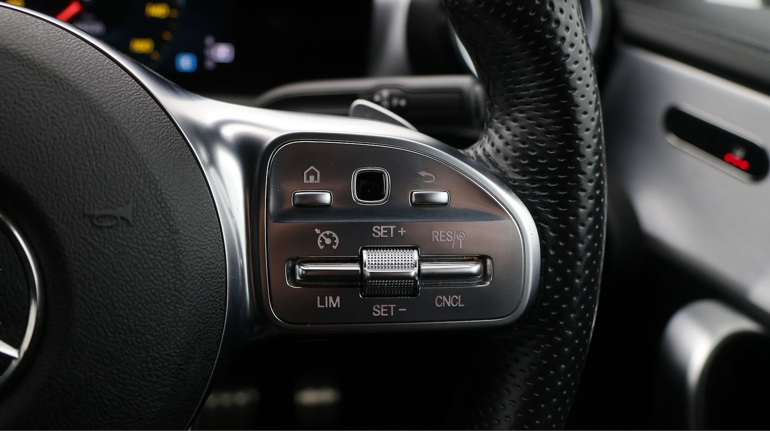 Used Mercedes-Benz CLA 2022 for sale - 77803333: Photo 23