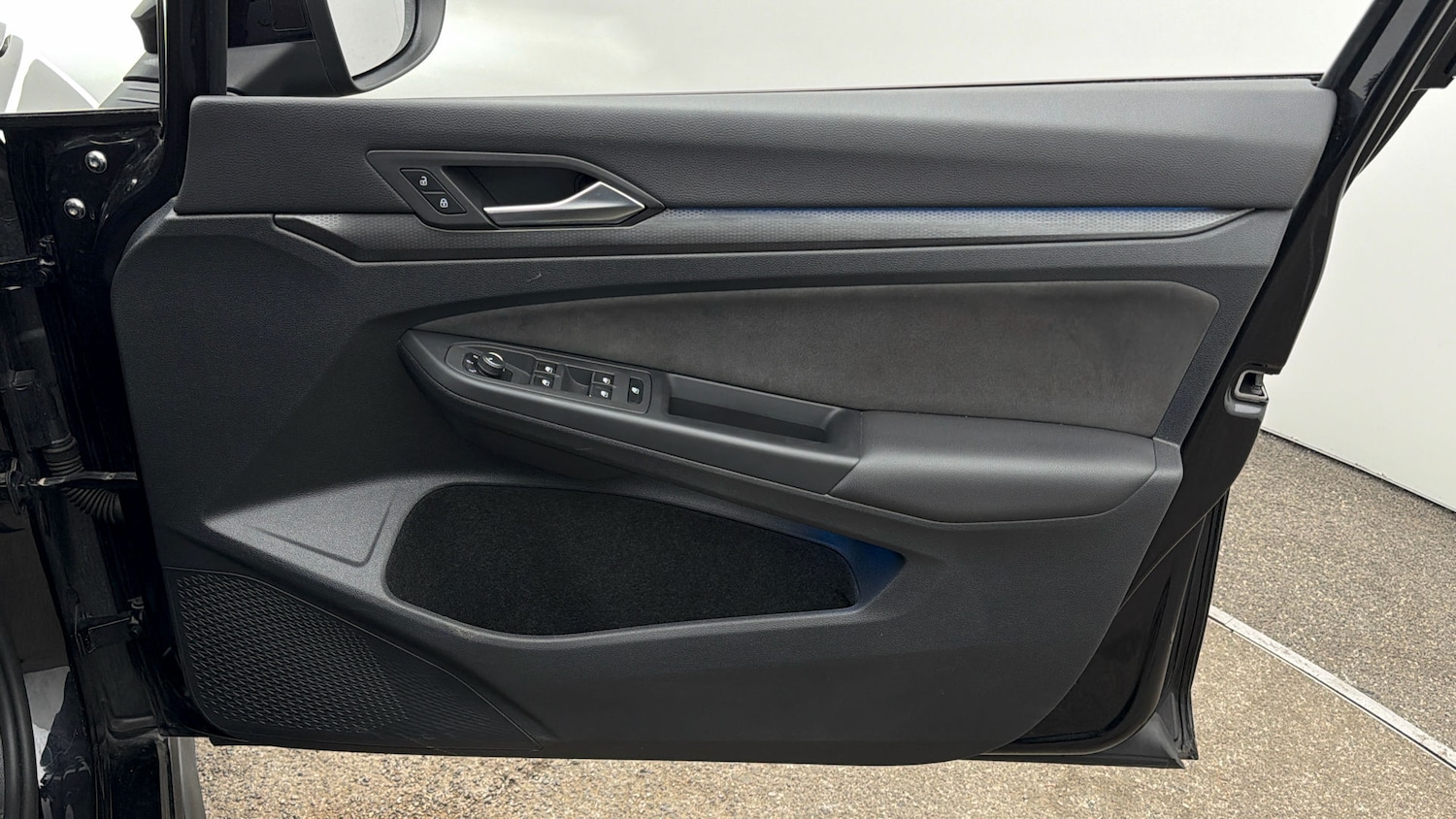 Used Volkswagen Golf 2023 for sale - 77743080: Photo 14