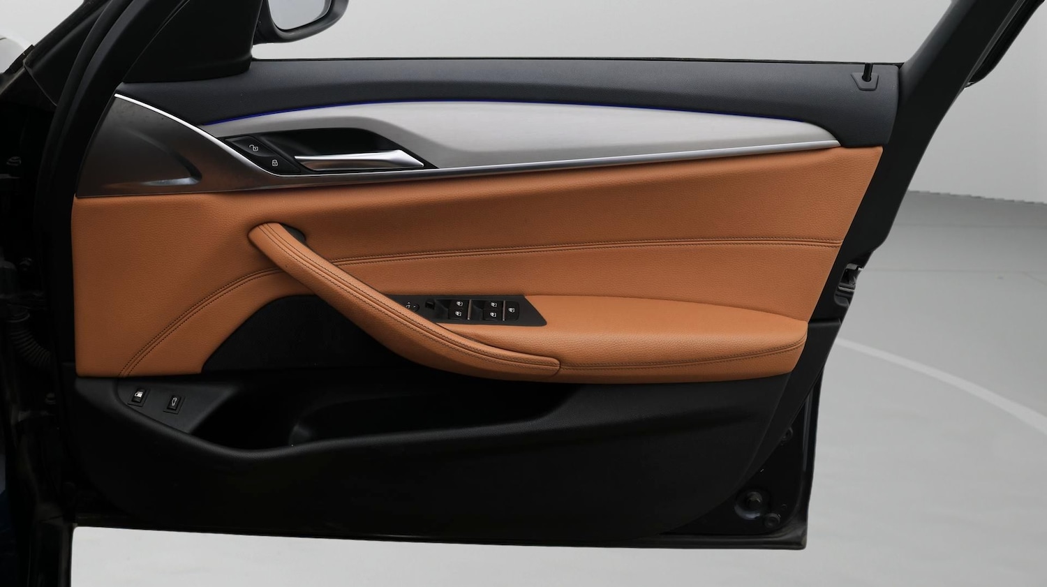 Used BMW 5 Series 2018 for sale - 77649794: Photo 15