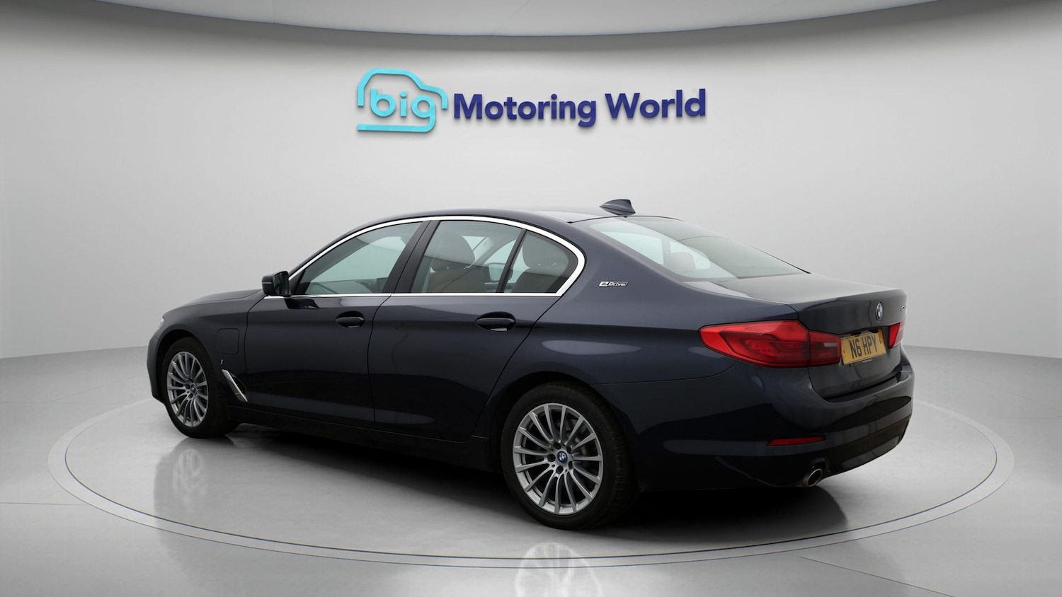 Used BMW 5 Series 2018 for sale - 77649794: Photo 5