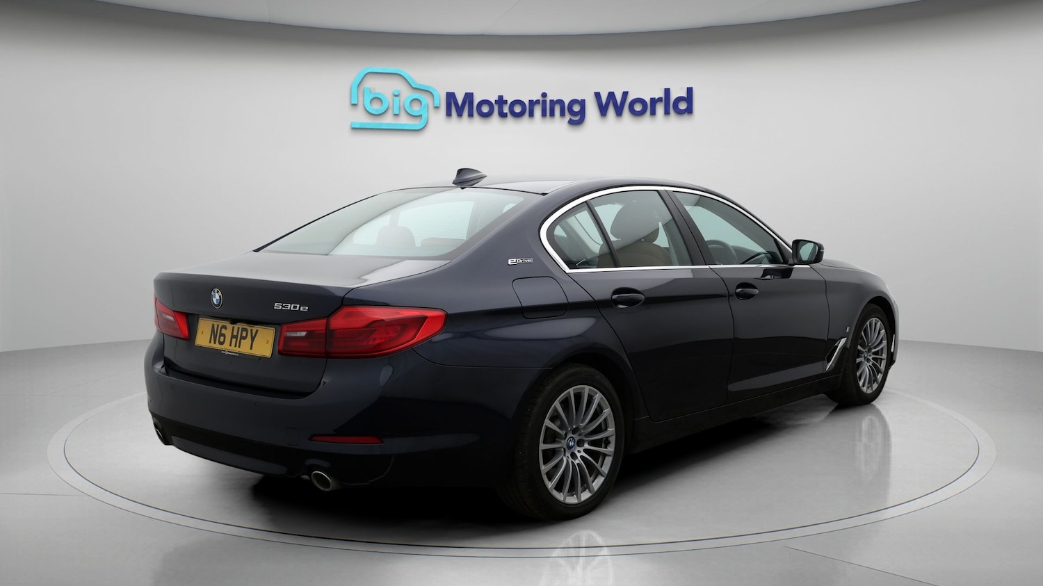 Used BMW 5 Series 2018 for sale - 77649794: Photo 7