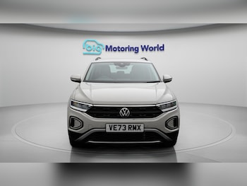 Used Volkswagen T-Roc 2024 for sale - 78629309: Photo