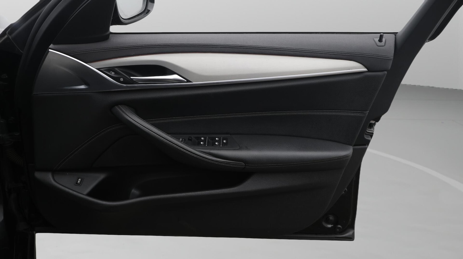 Used BMW 5 Series 2019 for sale - 76485106: Photo 16