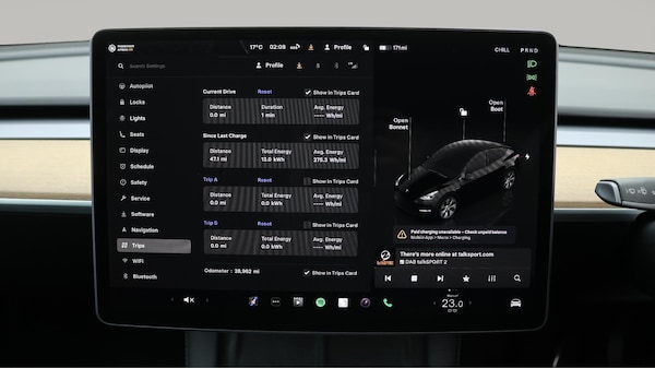 Used Tesla Model Y 2022 for sale - 76122796: Photo 10