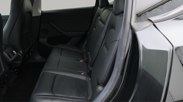 Used Tesla Model Y 2022 for sale - 76122796: Photo 16