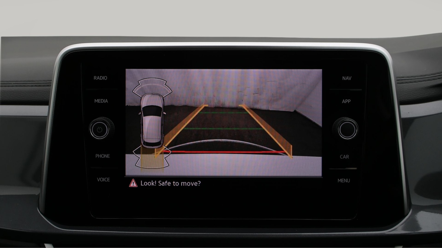 Used Volkswagen T-Roc 2023 for sale - 77687474: Photo 25