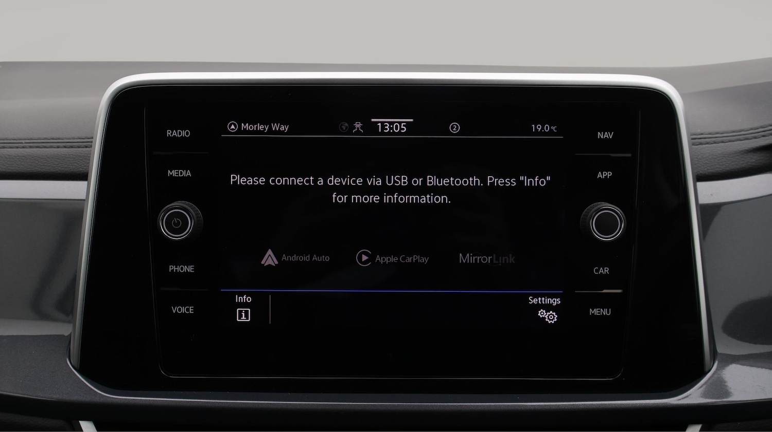 Used Volkswagen T-Roc 2023 for sale - 77687474: Photo 26