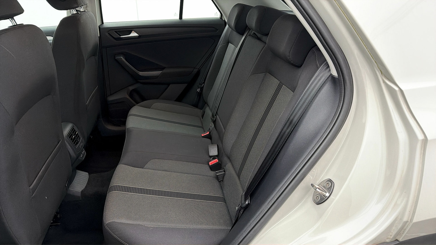 Used Volkswagen T-Roc for sale - 78092789: Photo 15