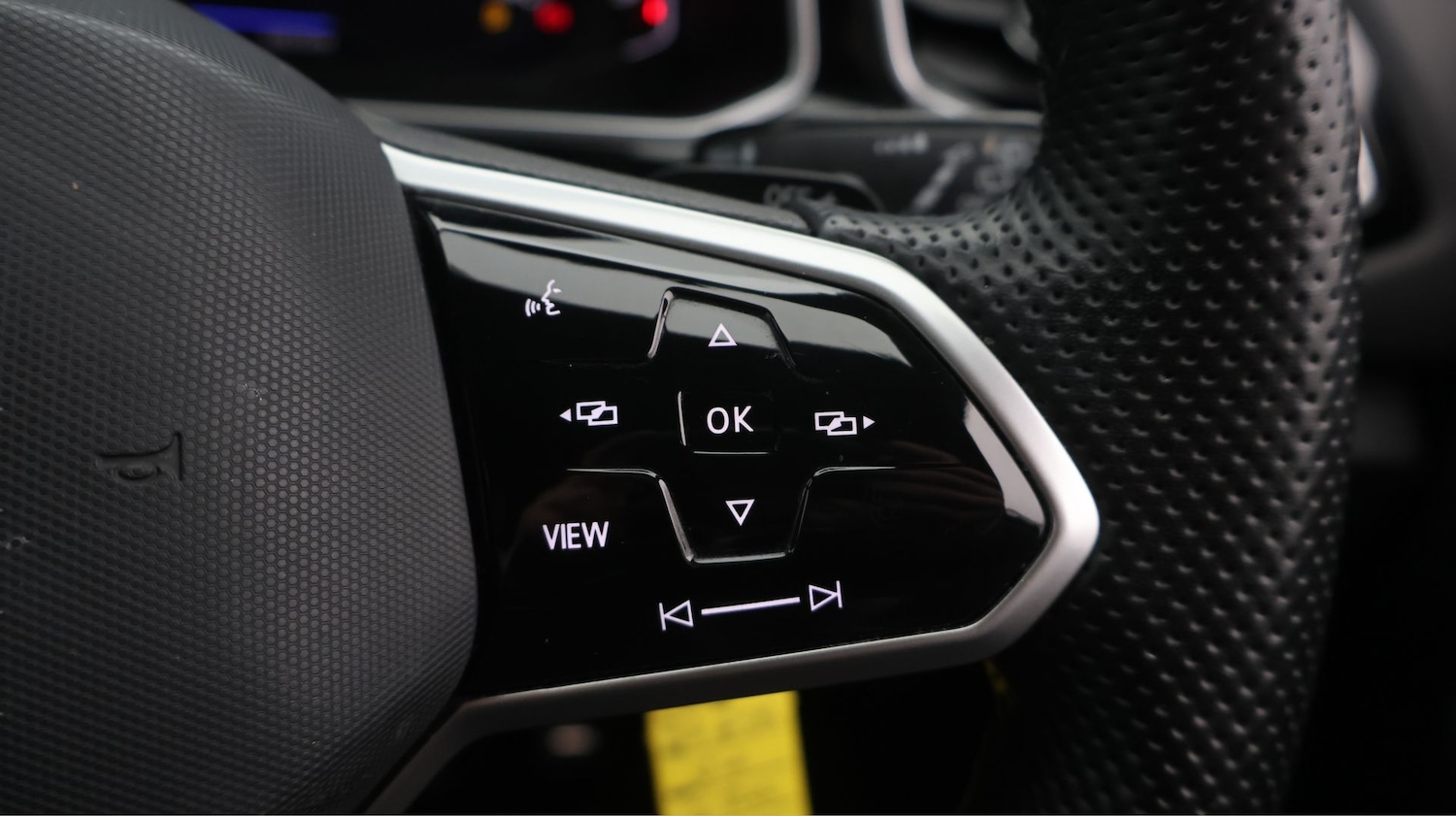 Used Volkswagen T-Roc 2022 for sale - 77618500: Photo 25