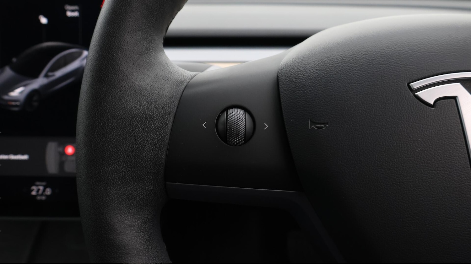 Used Tesla Model 3 2021 for sale - 76701906: Photo 26