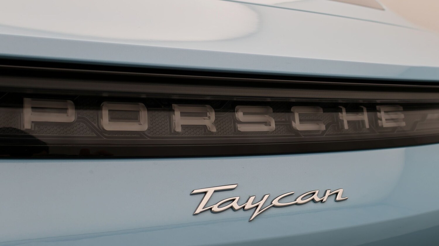 Used Porsche Taycan for sale - 77618667: Photo 21
