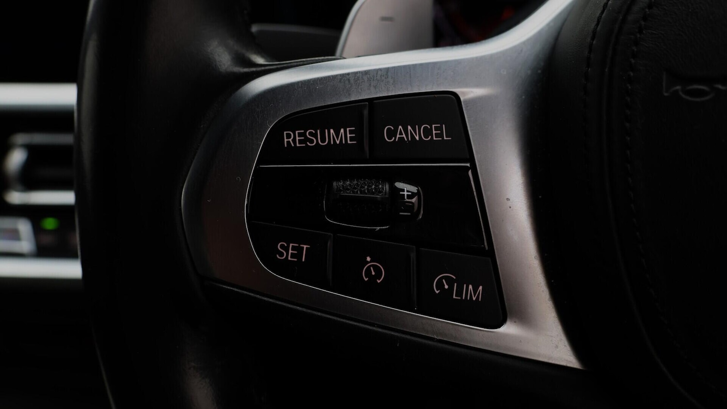 Used BMW 3 Series 2019 for sale - 76572350: Photo 24