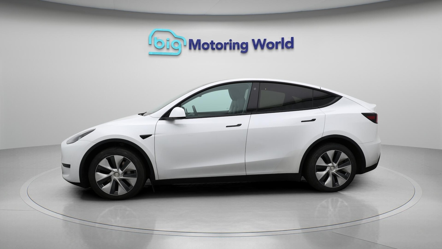 Used Tesla Model Y 2023 for sale - 76012403: Photo 5