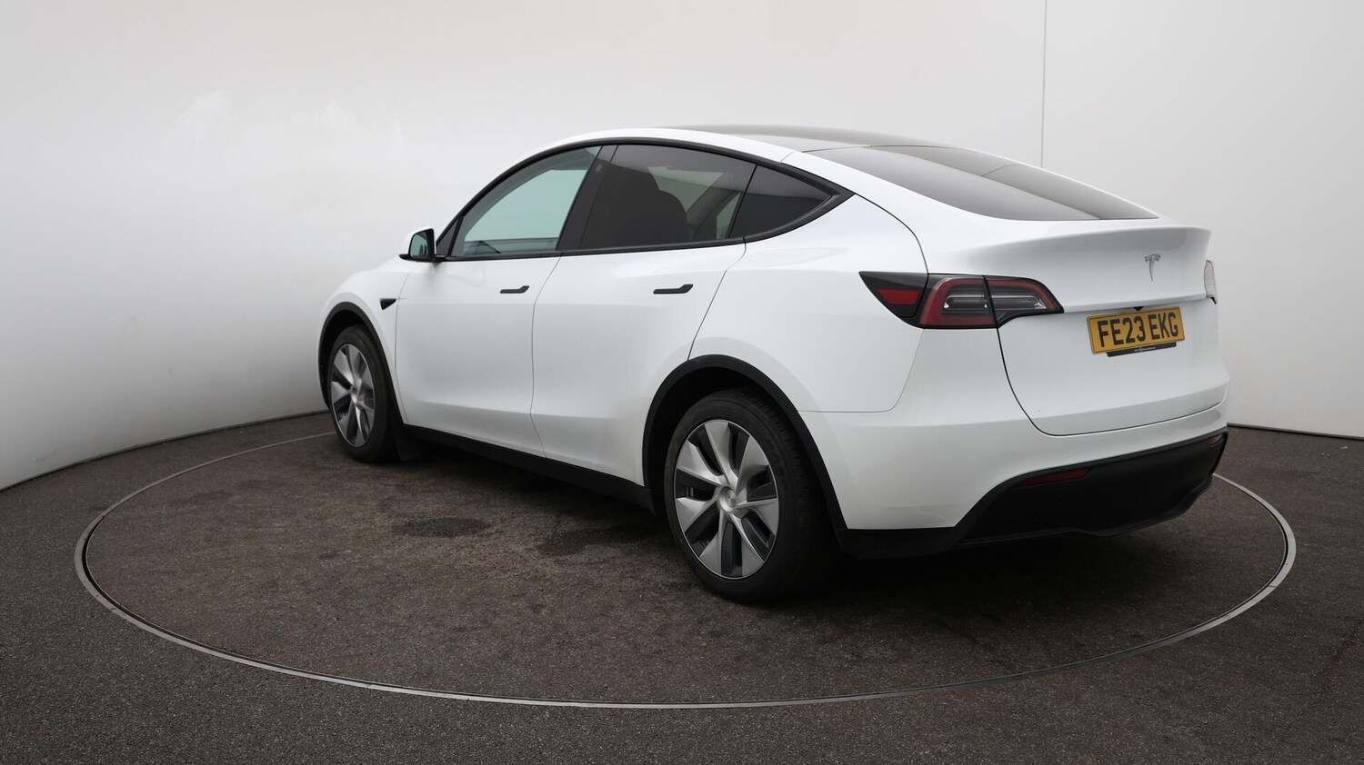 Used Tesla Model Y 2023 for sale - 76012403: Photo 62