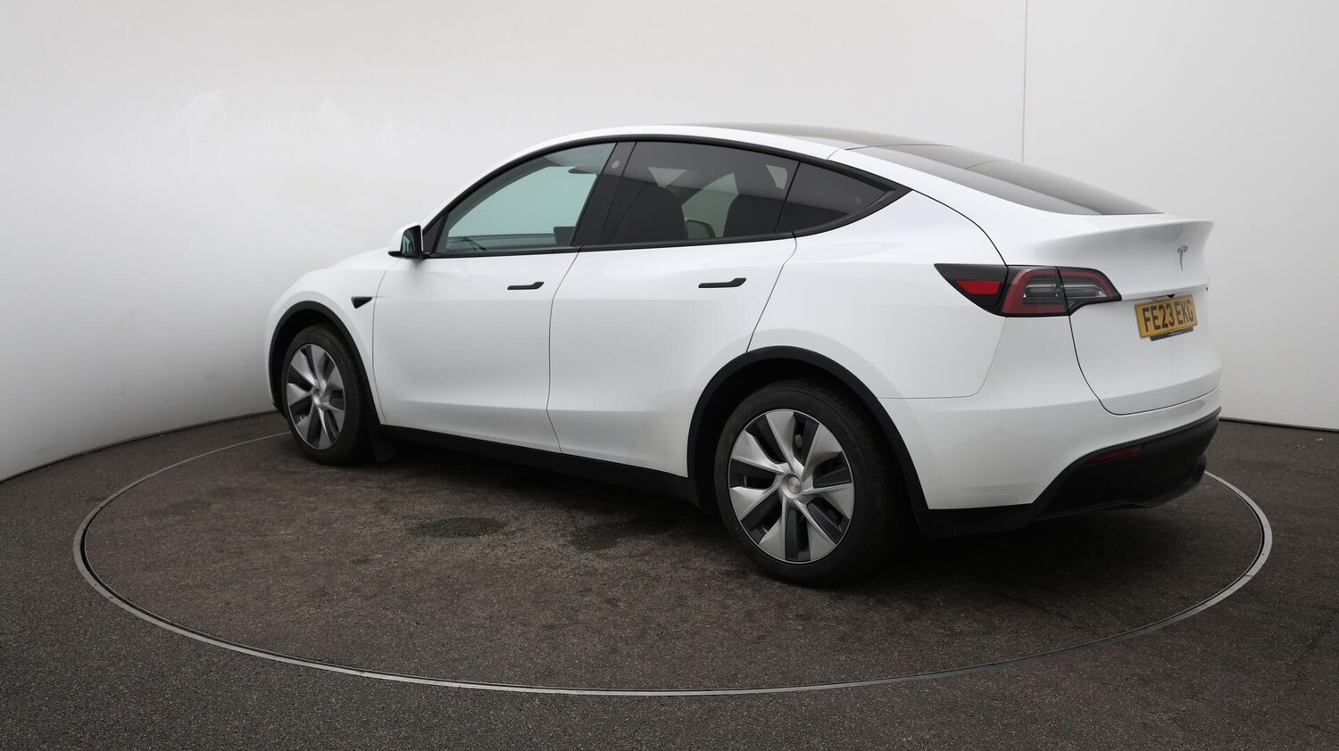 Used Tesla Model Y 2023 for sale - 76012403: Photo 63