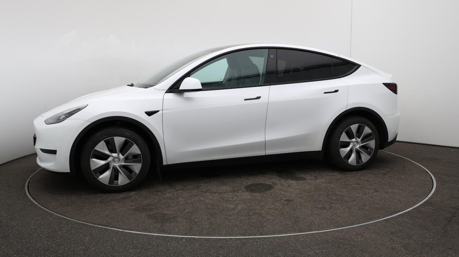 Used Tesla Model Y 2023 for sale - 76012403: Photo 66