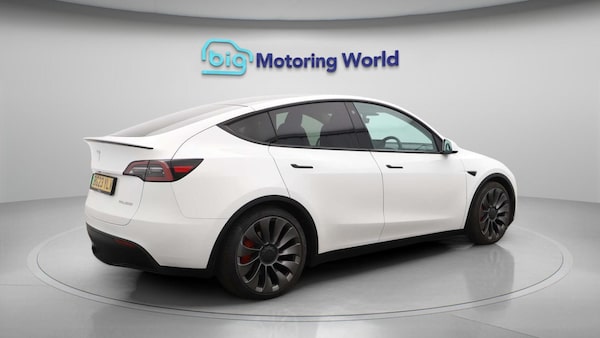 Used Tesla Model Y 2023 for sale - 75708331: Photo 8