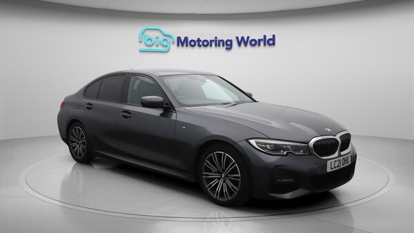Used BMW 3 Series 2021 for sale - 76214695: Photo 2