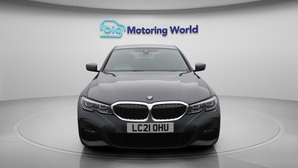 Used BMW 3 Series 2021 for sale - 76214695: Photo 3