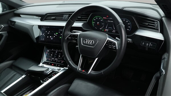 Used Audi e-tron 2022 for sale - 75449779: Photo 10