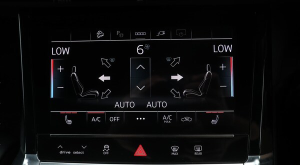 Used Audi e-tron 2022 for sale - 75449779: Photo 13