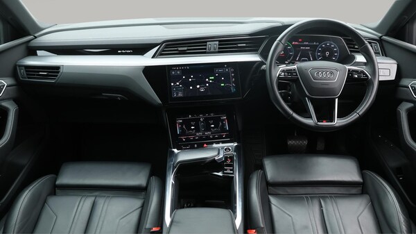 Used Audi e-tron 2022 for sale - 75449779: Photo 14