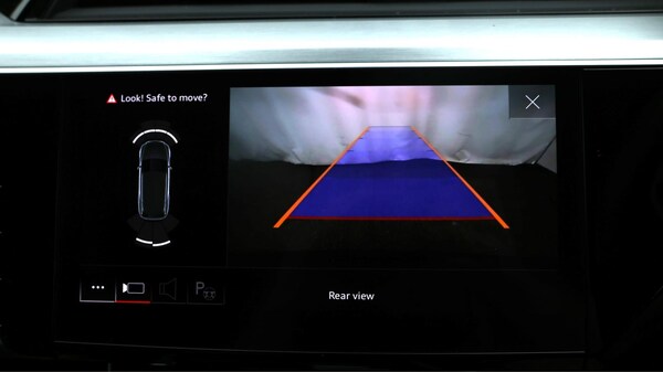 Used Audi e-tron 2022 for sale - 75449779: Photo 27