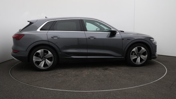 Used Audi e-tron 2022 for sale - 75449779: Photo 52