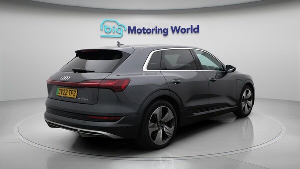 Used Audi e-tron 2022 for sale - 75449779: Photo 8