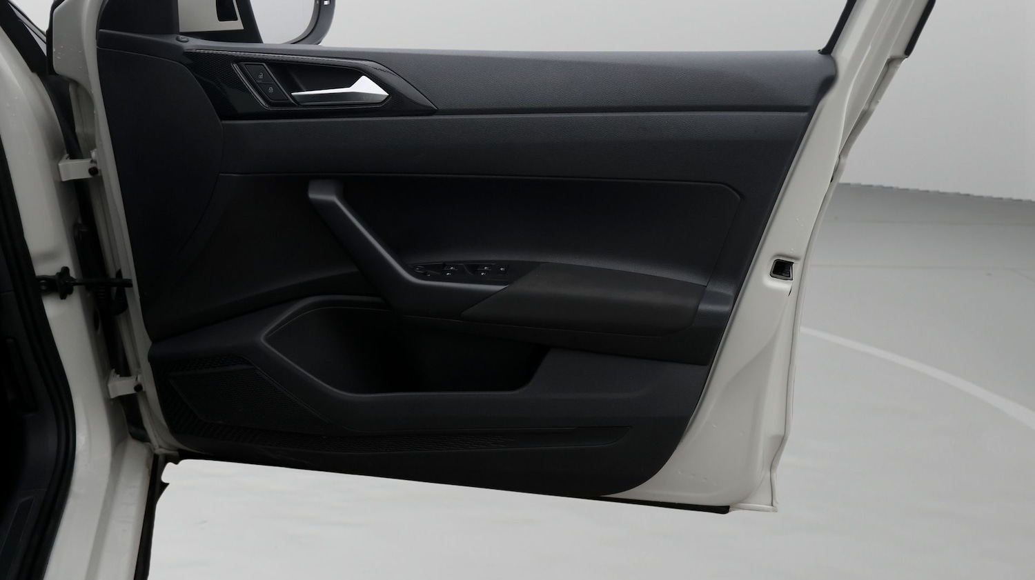 Used Volkswagen Taigo 2024 for sale - 77520429: Photo 15