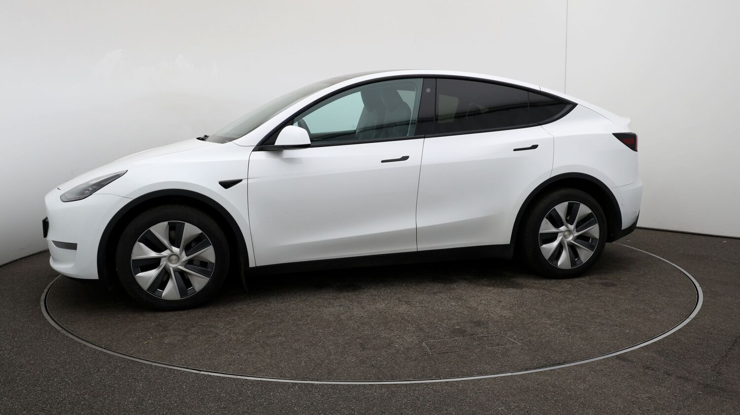 Used Tesla Model Y for sale - 76810492: Photo 59