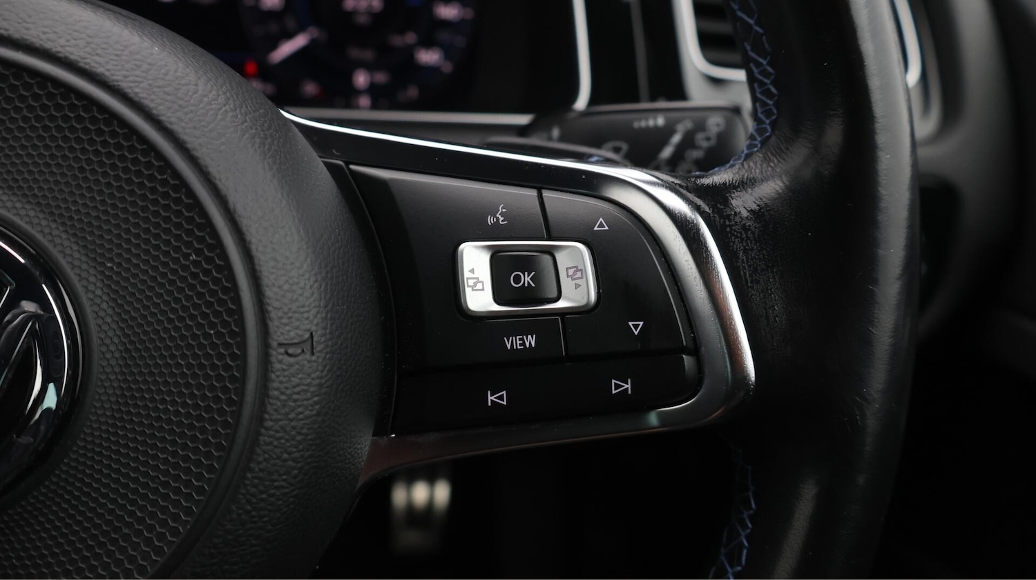 Used Volkswagen Golf 2020 for sale - 76381132: Photo 24